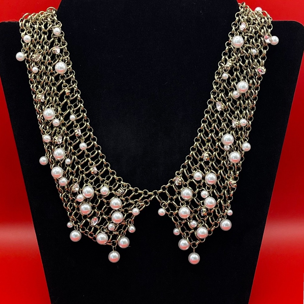 Serefina Gold Tone Chainmail Faux Pearl‎ Bib Collar Statement Necklace 18in Twee